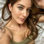 Maya Alves profile picture. Maya Alves is a OnlyFans model from France.