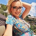 Mia wants MORE profile picture. Mia wants MORE is a OnlyFans model from German.
