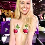 Canadian Cümslüt ❤️‍ profile picture. Canadian Cümslüt ❤️‍ is a OnlyFans model from Canada.