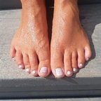 Barefoot Bestie profile picture. Barefoot Bestie is a OnlyFans model from Canada.