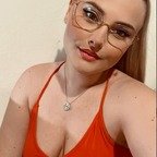 Minnie White profile picture. Minnie White is a OnlyFans model from Hungary.