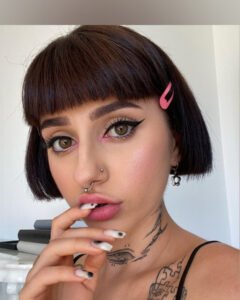 Sara profile picture. Sara is a OnlyFans model from .