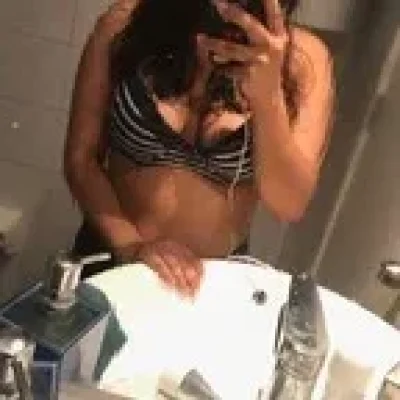 Päolä profile picture. Päolä is a OnlyFans model from Chile.