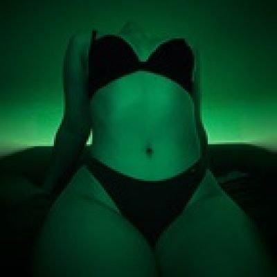 HoneyMuffin profile picture. HoneyMuffin is a OnlyFans model from Romania