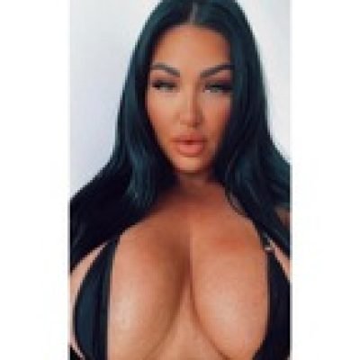 Your Favourite Neighbour ♡ profile picture. Your Favourite Neighbour ♡ is a OnlyFans model from Australia.