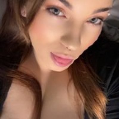Leana profile picture. Leana is a OnlyFans model from Canada.