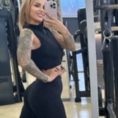 Naomi Star VIP profile picture. Naomi Star VIP is a OnlyFans model from Romania