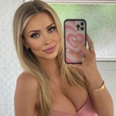 Fiona Pellegrini profile picture. Fiona Pellegrini is a OnlyFans model from Chicago.