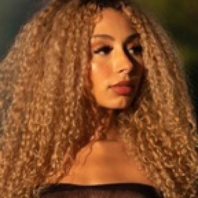 Mia Sorety profile picture. Mia Sorety is a OnlyFans model from Chicago.