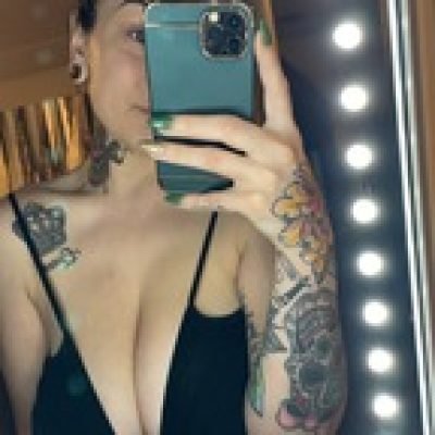 Elizabeth profile picture. Elizabeth is a OnlyFans model from Missouri.