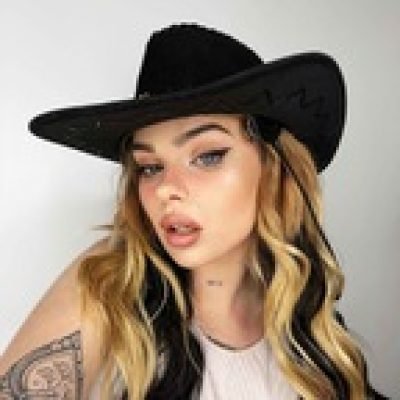 Raee Lora profile picture. Raee Lora is a OnlyFans model from Birmingham.