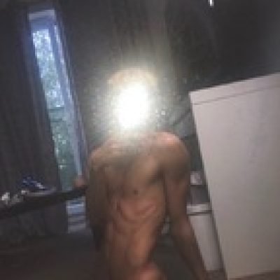 x profile picture. x is a OnlyFans model from Birmingham.