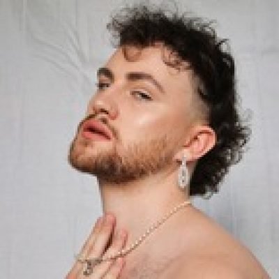 Max profile picture. Max is a OnlyFans model from the UK