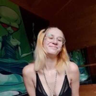 Sally profile picture. Sally is a OnlyFans model from Slovenia.