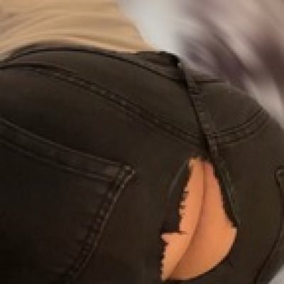 The boy profile picture. The boy is a OnlyFans model from Slovenia.