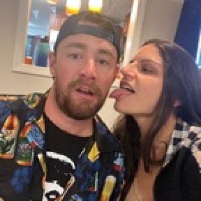 Sex robot profile picture. Sex robot is a OnlyFans model from Rhode Island.