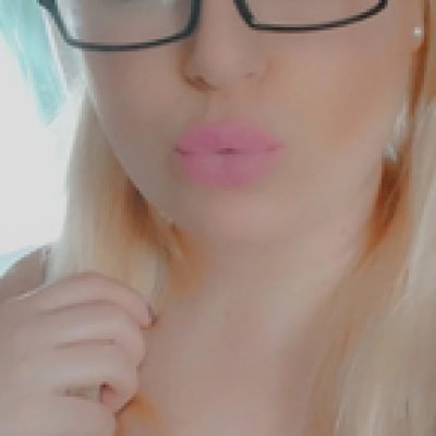 Linnea - Swedish curvey Bombshell profile picture. Linnea - Swedish curvey Bombshell is a OnlyFans model from Svenska