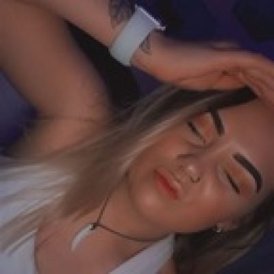 Chloe thompson profile picture. Chloe thompson is a OnlyFans model from Connecticut.