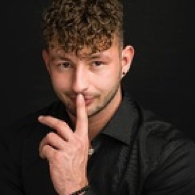 Sunny (18+) profile picture. Sunny (18+) is a OnlyFans model from Switzerland