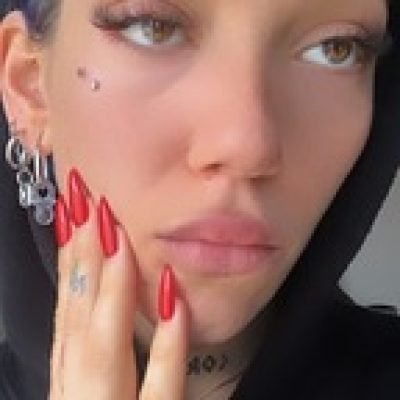 Diana Ellis profile picture. Diana Ellis is a OnlyFans model from Switzerland