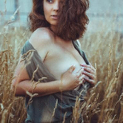 Teri profile picture. Teri is a OnlyFans model from Czechia.