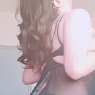 Emma H profile picture. Emma H is a OnlyFans model from the UK