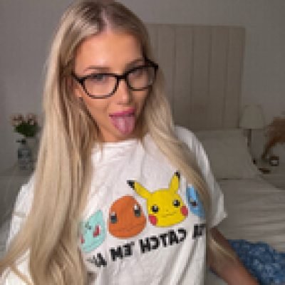Aria profile picture. Aria is a OnlyFans model from the UK