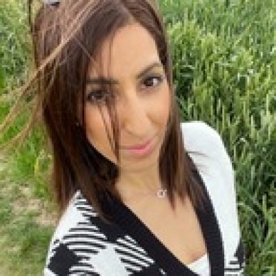 Leyla profile picture. Leyla is a OnlyFans model from the UK