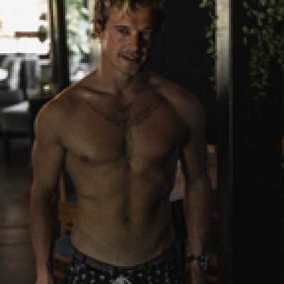 E profile picture. E is a OnlyFans model from South Africa.