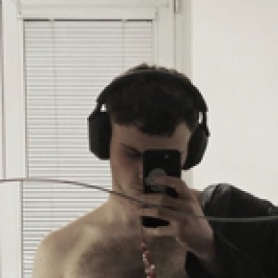 Max profile picture. Max is a OnlyFans model from Czechia.