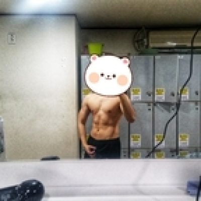 Sexy muscle Korean profile picture. Sexy muscle Korean is a OnlyFans model from Korea.