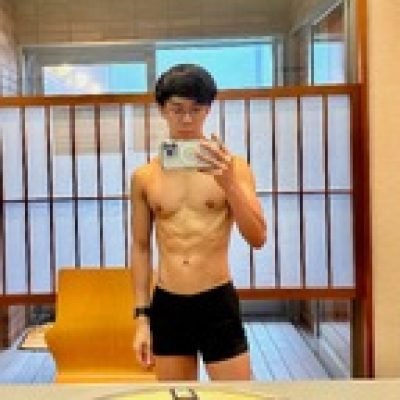 Bernard Wangg profile picture. Bernard Wangg is a OnlyFans model from Singapore.