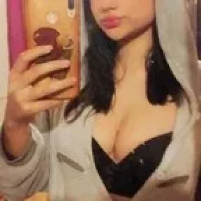 Khione Kore profile picture. Khione Kore is a OnlyFans model from Chile.