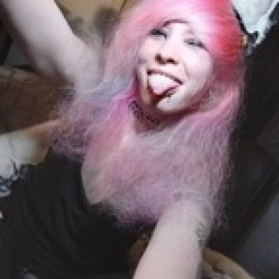 Rainbow Wolf profile picture. Rainbow Wolf is a OnlyFans model from Idaho.