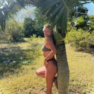 Cassi profile picture. Cassi is a OnlyFans model from Hawaii.