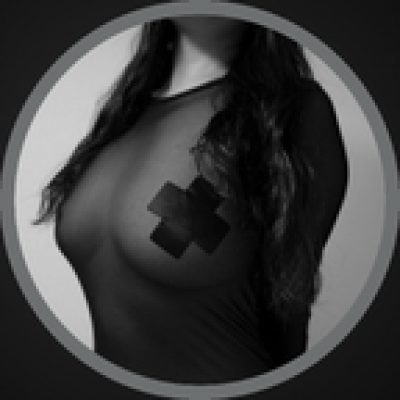 X profile picture. X is a OnlyFans model from Japan.