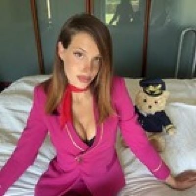 Noelle ✈️ profile picture. Noelle ✈️ is a OnlyFans model from France.