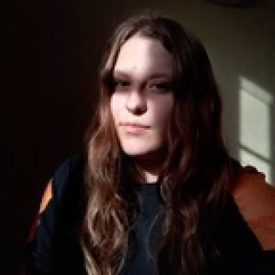 Stella profile picture. Stella is a OnlyFans model from France.