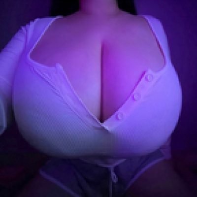 profile picture.  is a OnlyFans model from Japan.