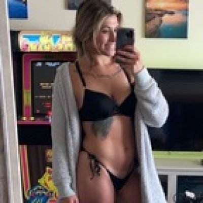 Some Girl profile picture. Some Girl is a OnlyFans model from Singapore.