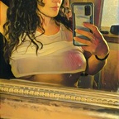 Charleigh profile picture. Charleigh is a OnlyFans model from Idaho.