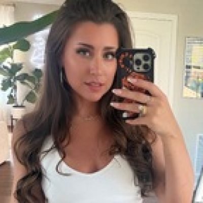 Poppy profile picture. Poppy is a OnlyFans model from France.