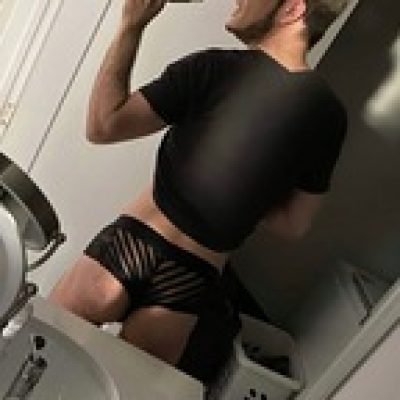 BeefCakeDaddy profile picture. BeefCakeDaddy is a OnlyFans model from France.
