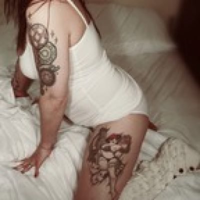 Miss Snarky profile picture. Miss Snarky is a OnlyFans model from Indiana.