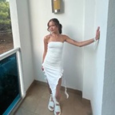 Mo profile picture. Mo is a OnlyFans model from Ottawa.