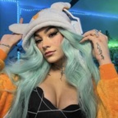 Paris Eike profile picture. Paris Eike is a OnlyFans model from France.