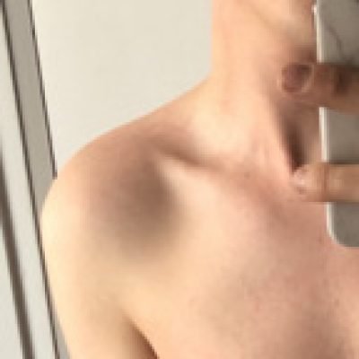 That French Twink profile picture. That French Twink is a OnlyFans model from France.