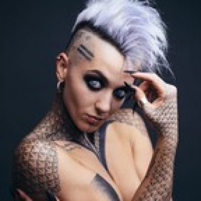 Mère Dragon profile picture. Mère Dragon is a OnlyFans model from France.