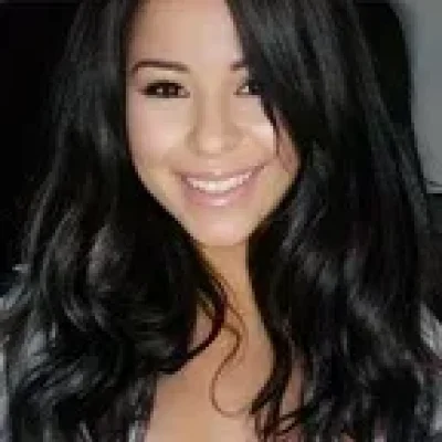 Eliza profile picture. Eliza is a OnlyFans model from Ecuador.