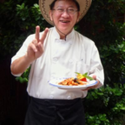 Eat Pray Love( 食色性也） profile picture. Eat Pray Love( 食色性也） is a OnlyFans model from France.